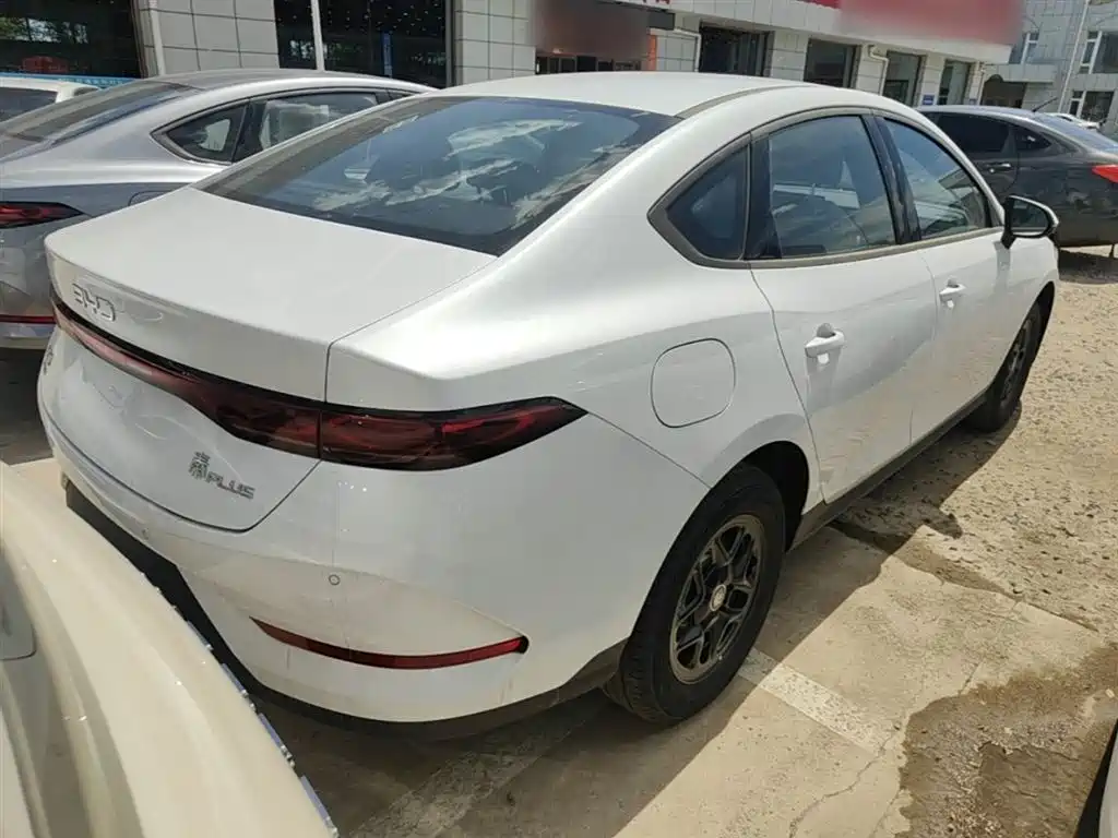 BYD Qin PLUS — фото 7