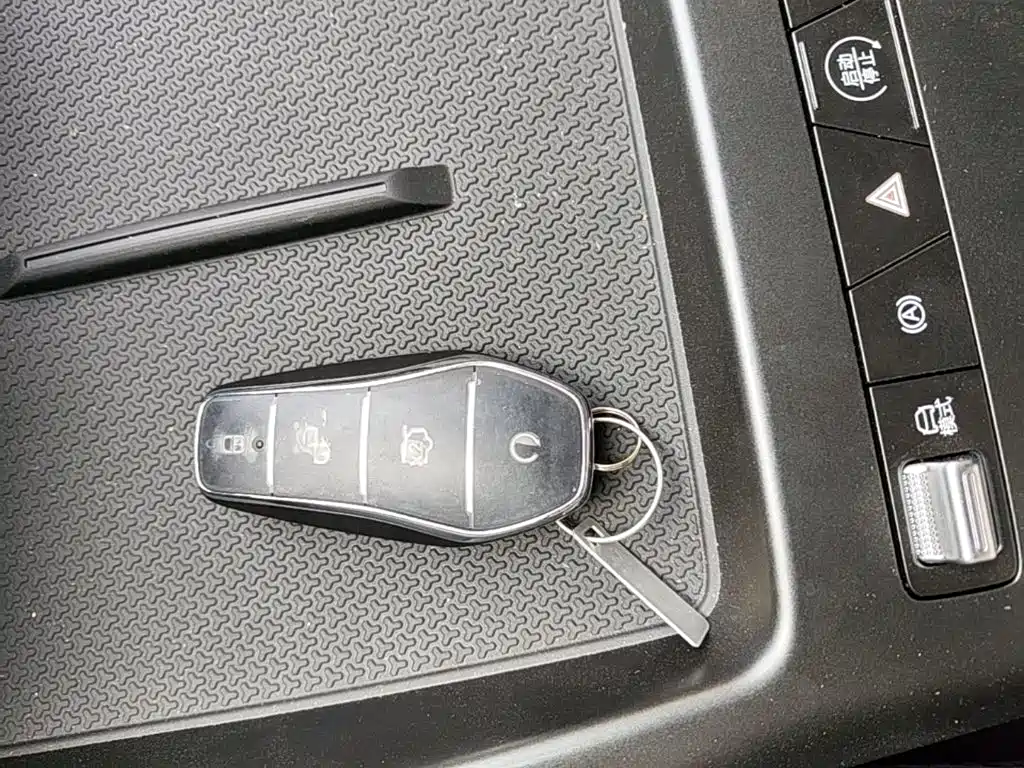 BYD Qin PLUS — фото 17