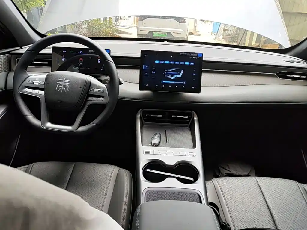 BYD Qin PLUS — фото 6