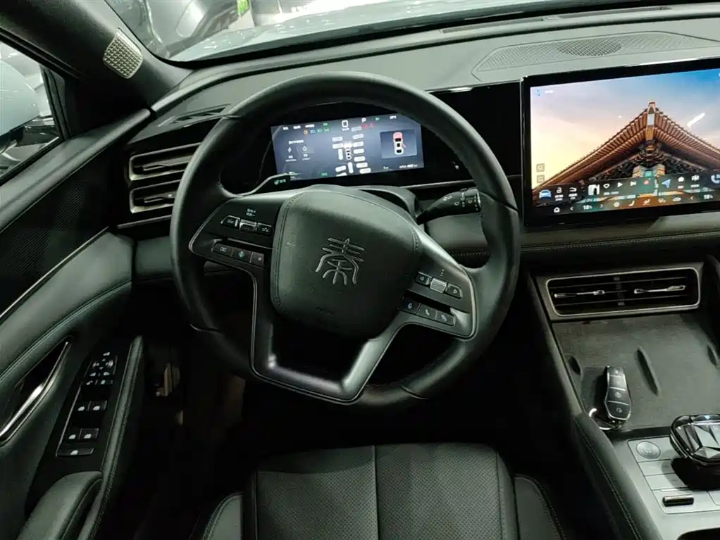 BYD Qin L — фото 11