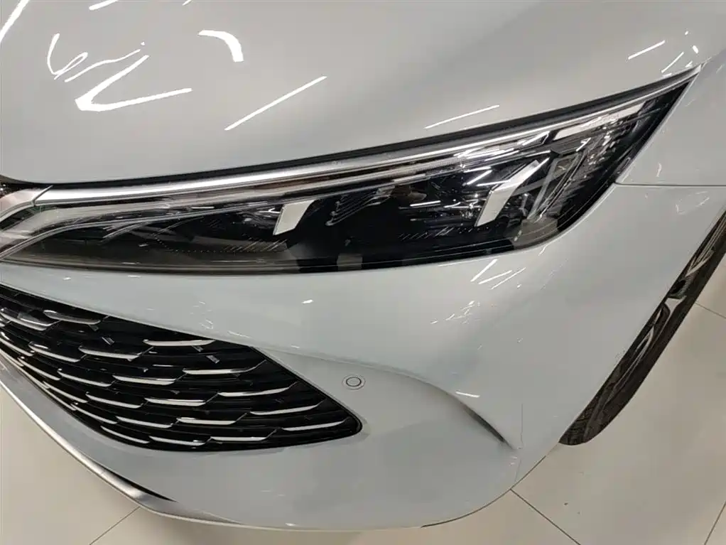 BYD Qin L — фото 24