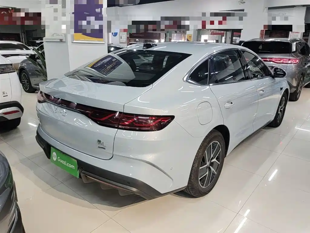 BYD Qin L — фото 7