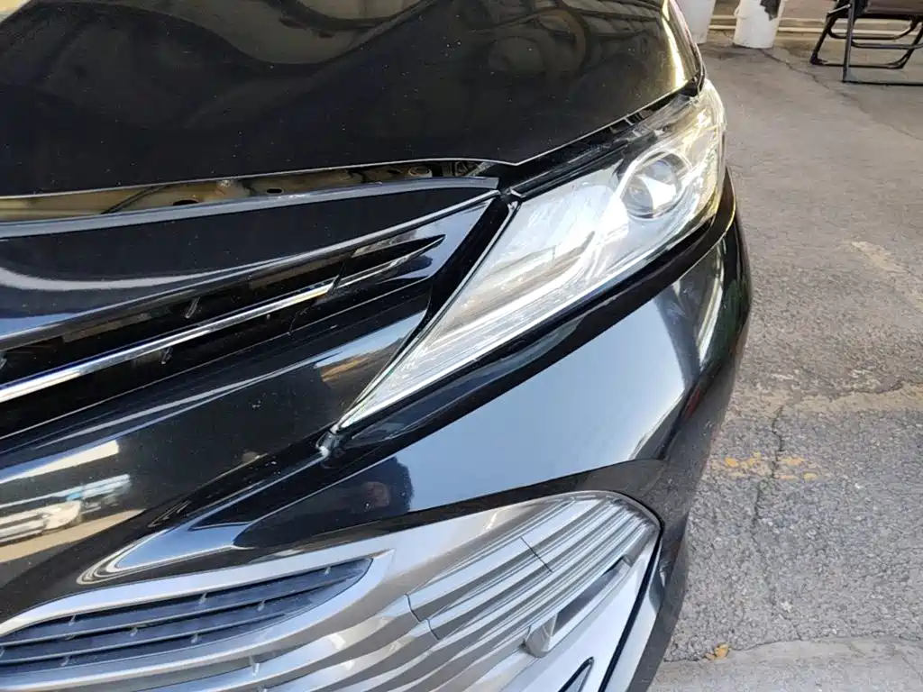Toyota Camry — фото 23