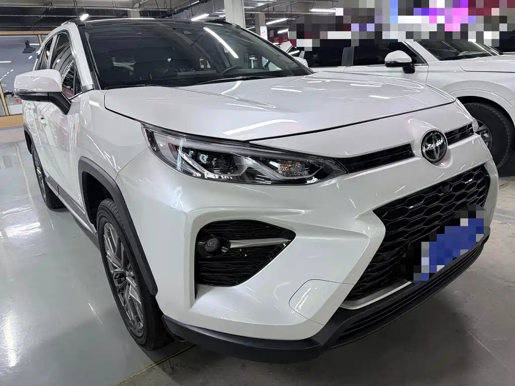 Toyota Wildlander — фото 3