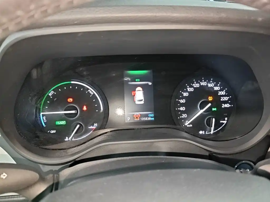 Toyota Granvia — фото 11