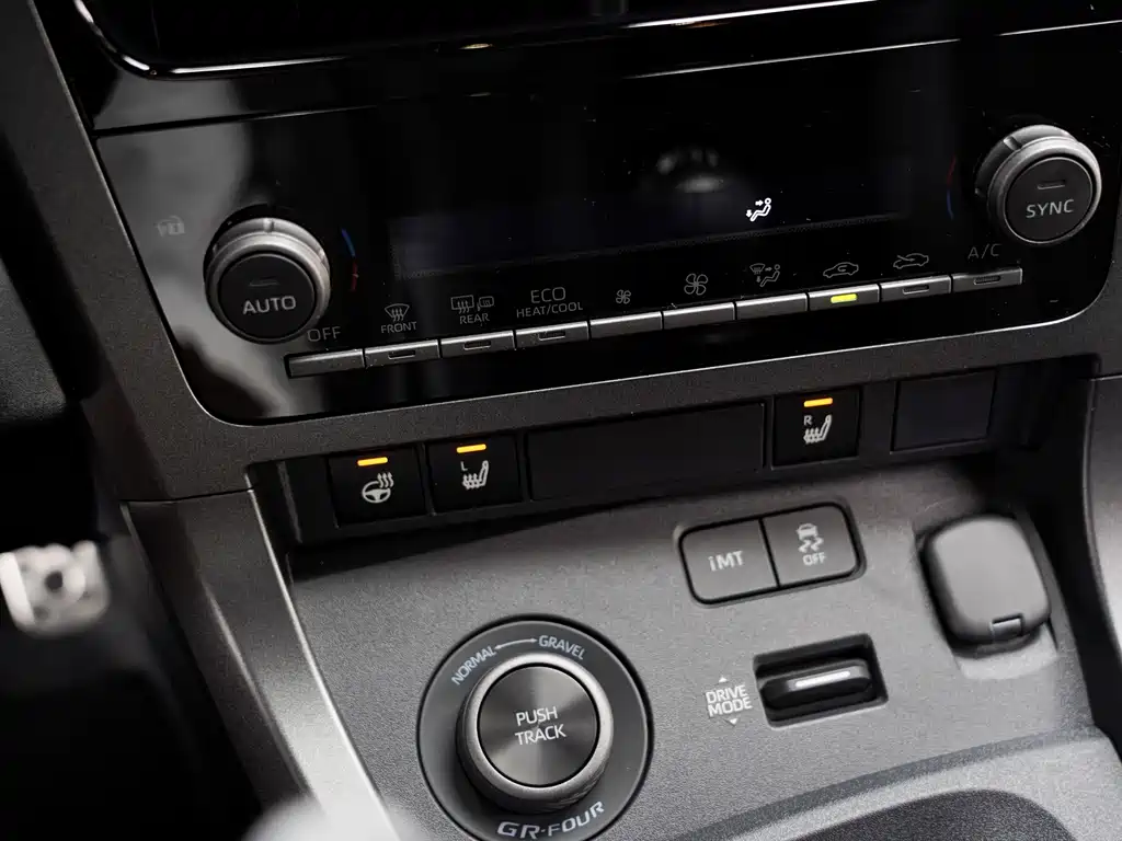 Toyota GR YARIS — фото 36