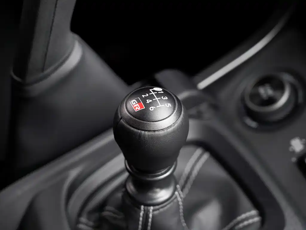 Toyota GR YARIS — фото 6