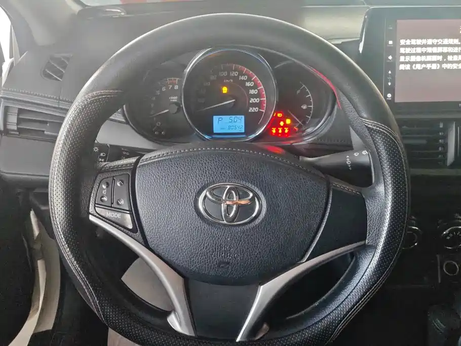 Toyota Vios — фото 15