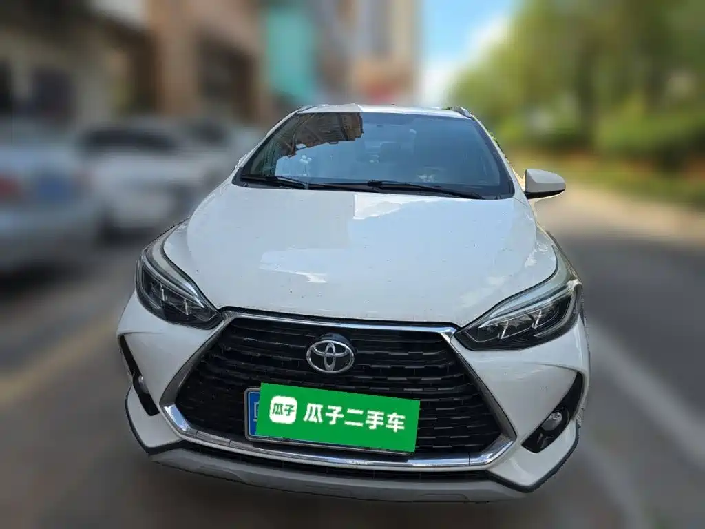 Toyota Yaris L — фото 22
