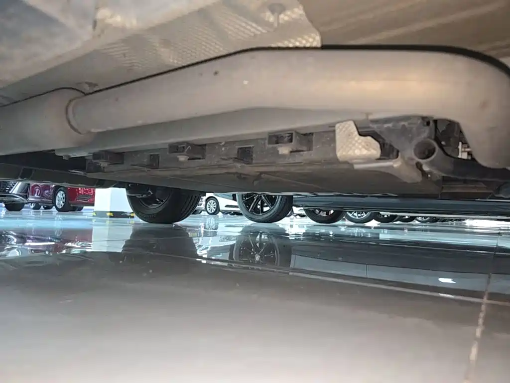 BYD Seal 05 DM-i — фото 21