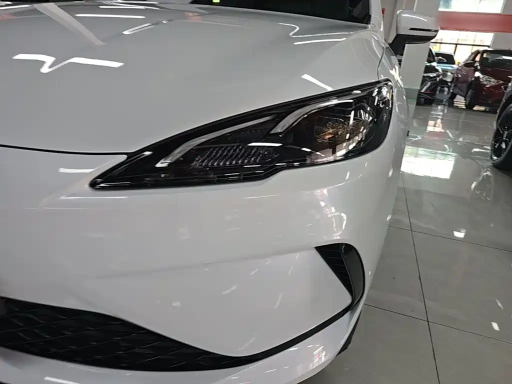 BYD Seal 05 DM-i — фото 24