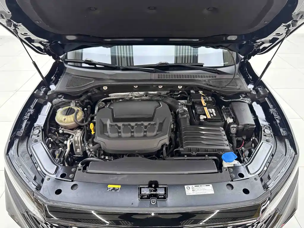 Volkswagen Passat — фото 9