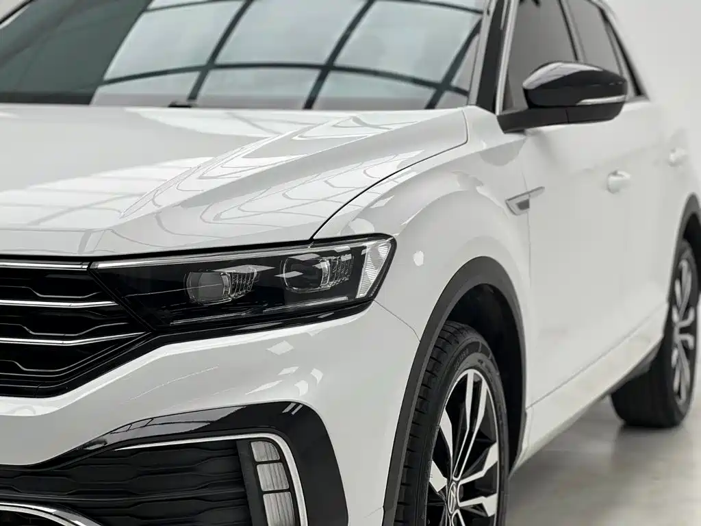 Volkswagen T-Roc — фото 4