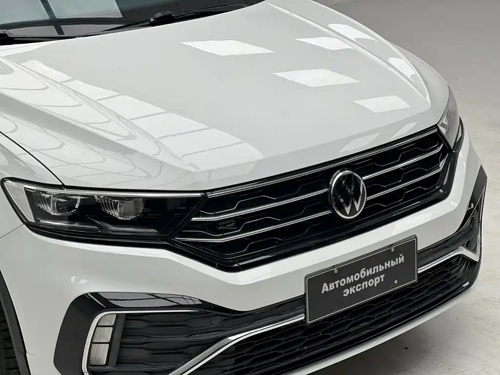 Volkswagen T-Roc — фото 5