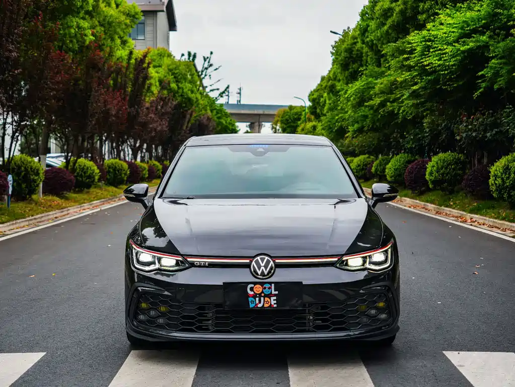 Volkswagen Golf GTI — фото 2