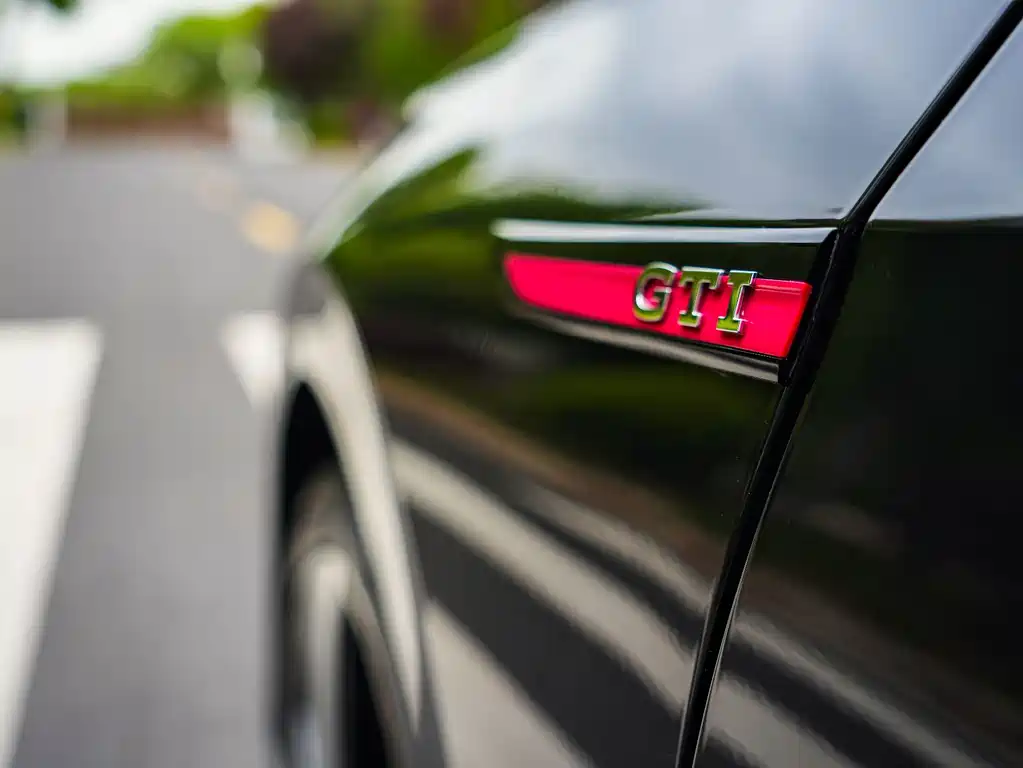 Volkswagen Golf GTI — фото 8