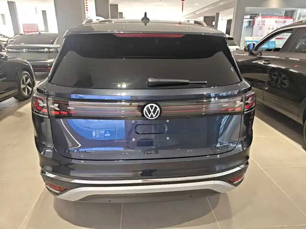 Volkswagen ID.6 Crozz — фото 5