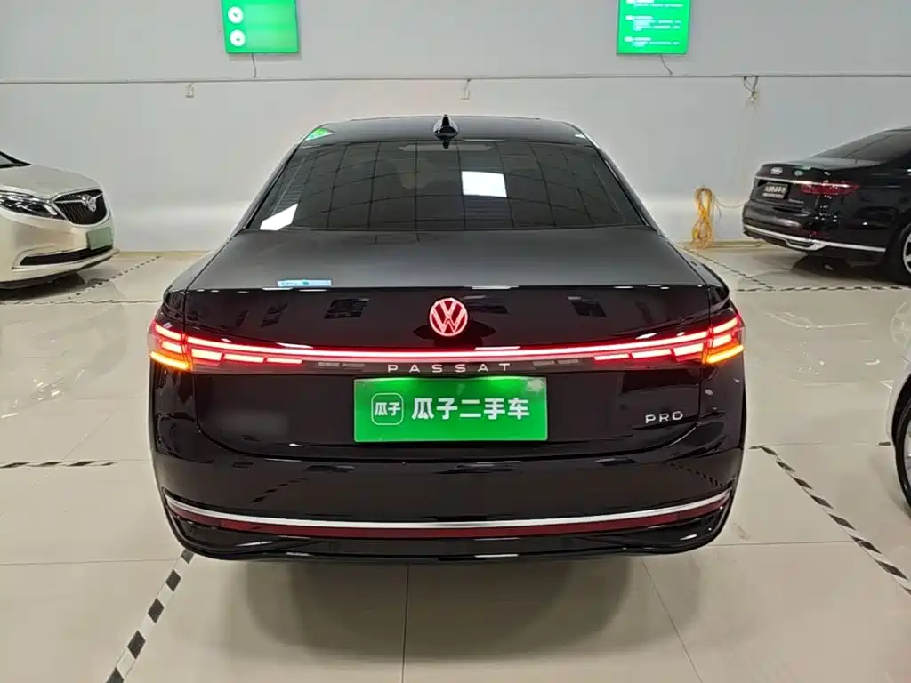 Volkswagen Passat — фото 5