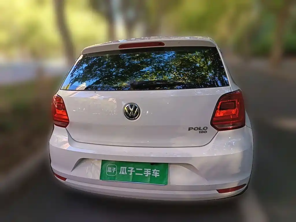 Volkswagen Polo — фото 3
