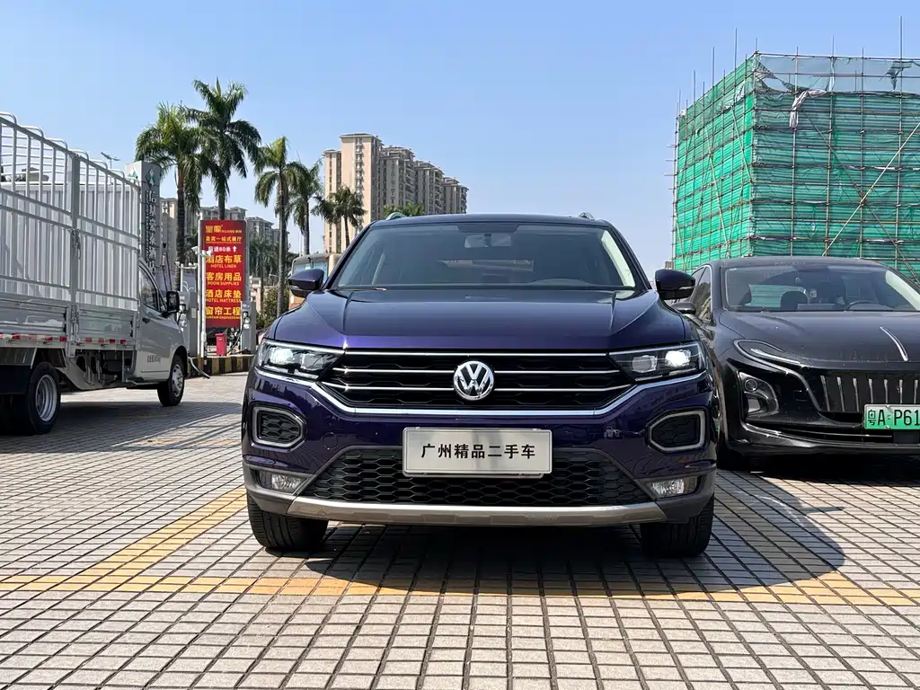 Volkswagen T-Roc — фото 2