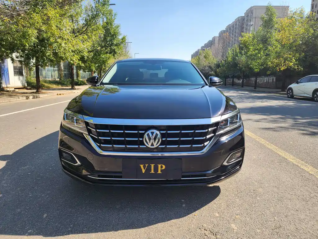 Volkswagen Passat — фото 2