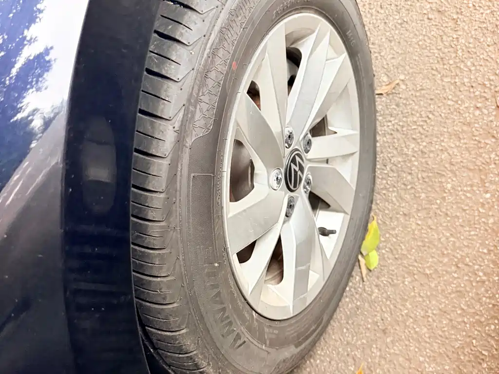 Volkswagen Passat — фото 11