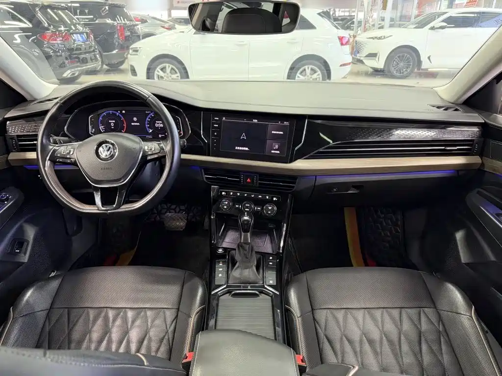 Volkswagen Passat — фото 6