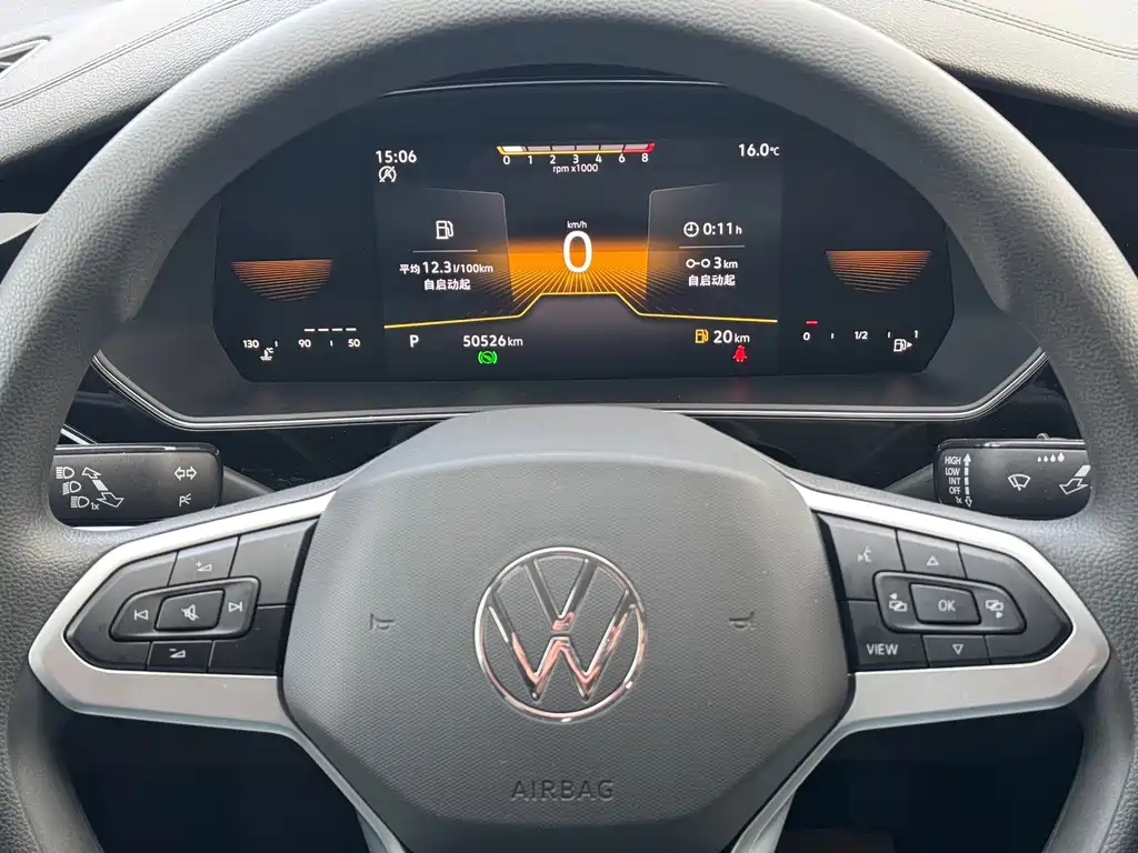 Volkswagen Passat — фото 4