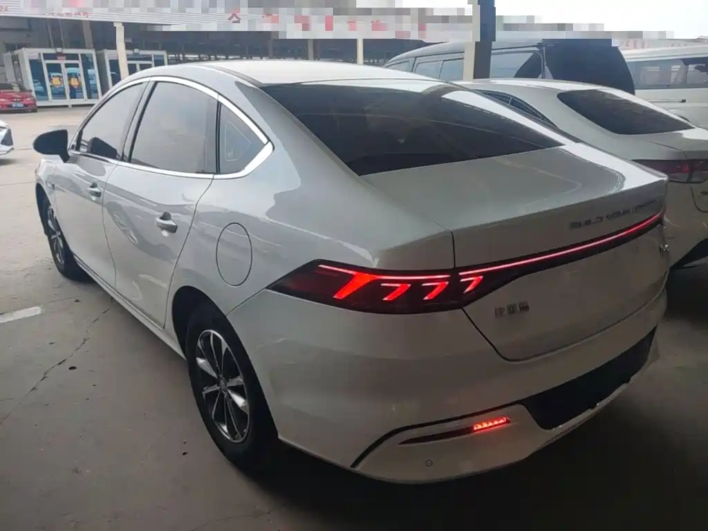 BYD Qin PLUS — фото 5
