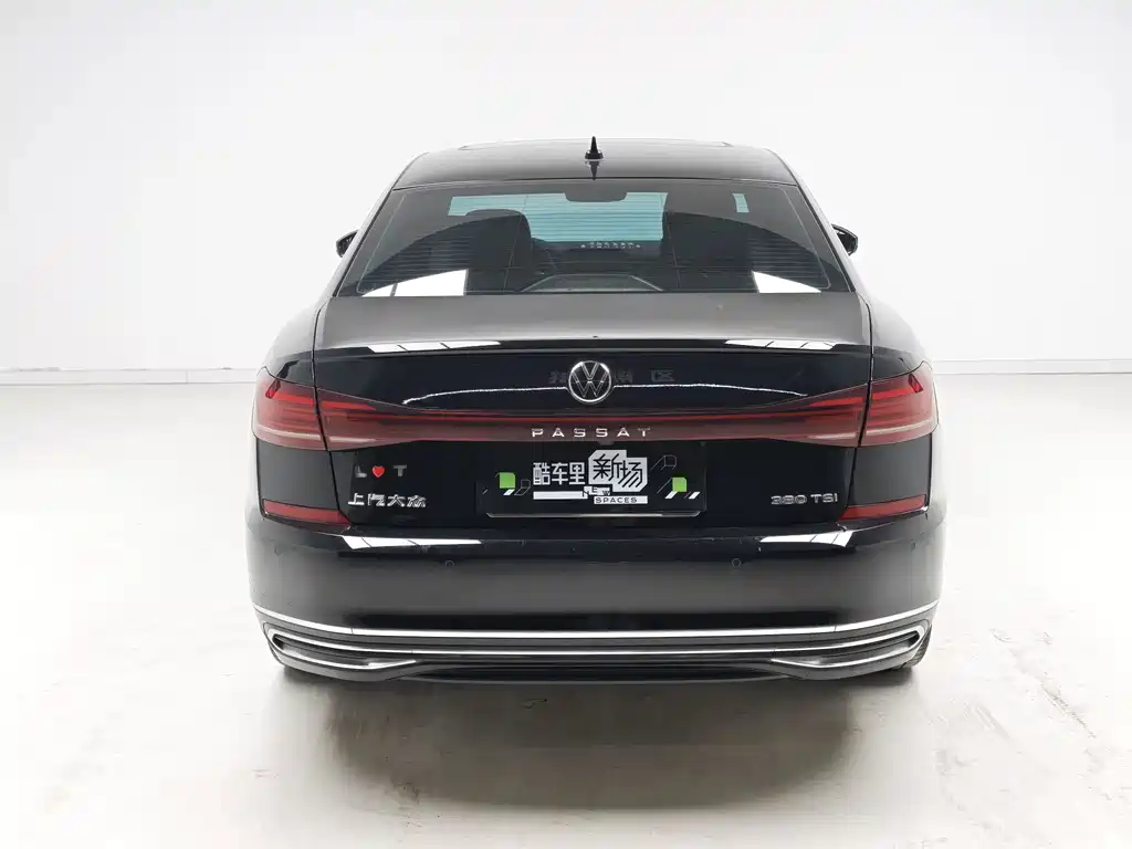 Volkswagen Passat — фото 5