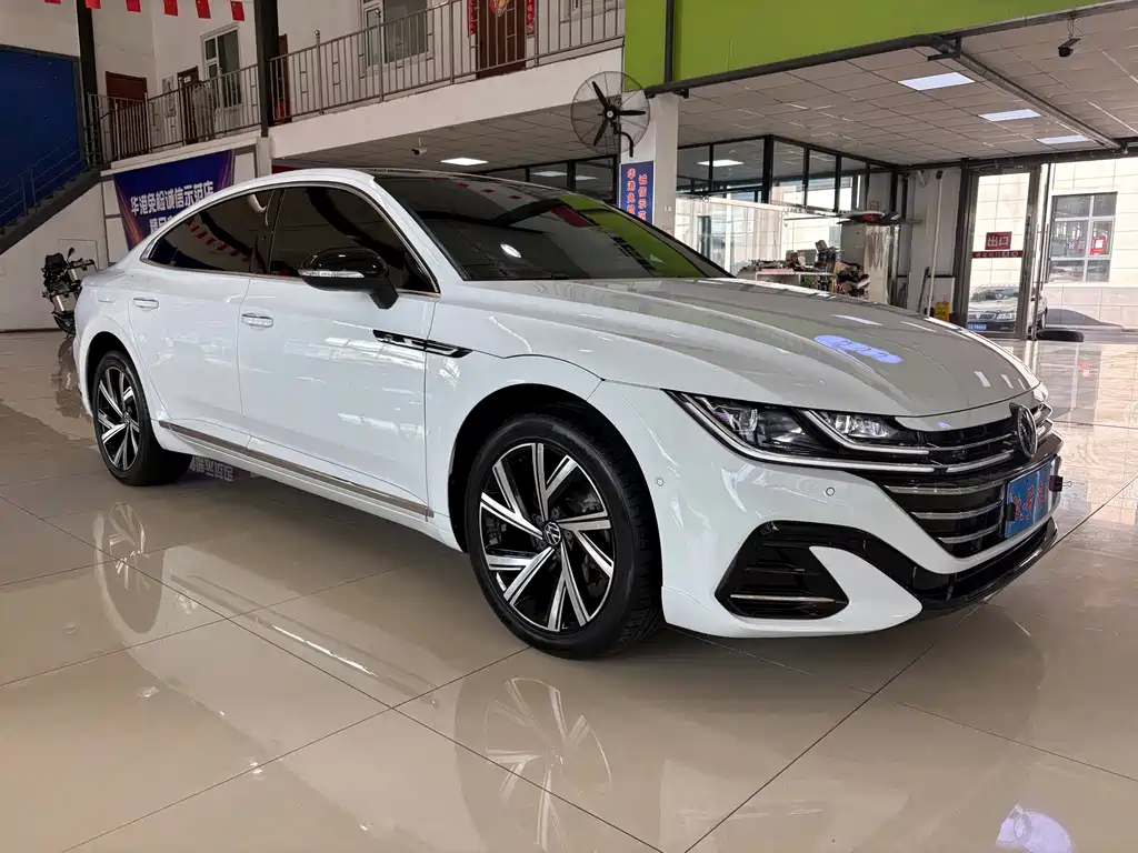 Volkswagen CC — фото 3