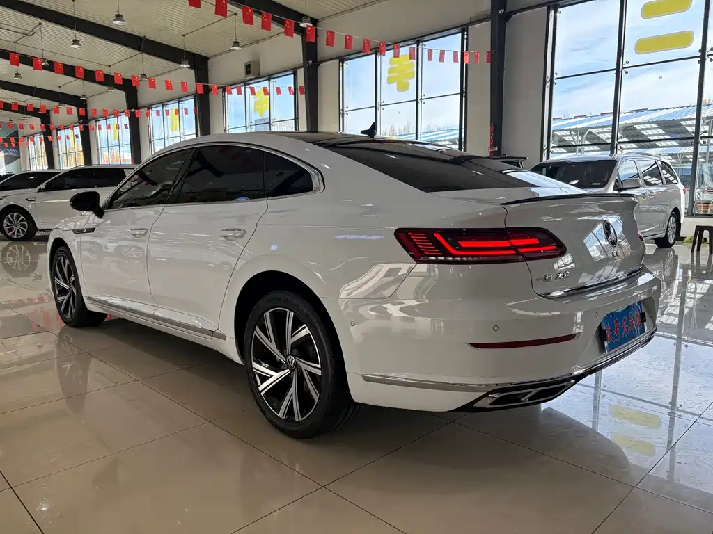 Volkswagen CC — фото 6