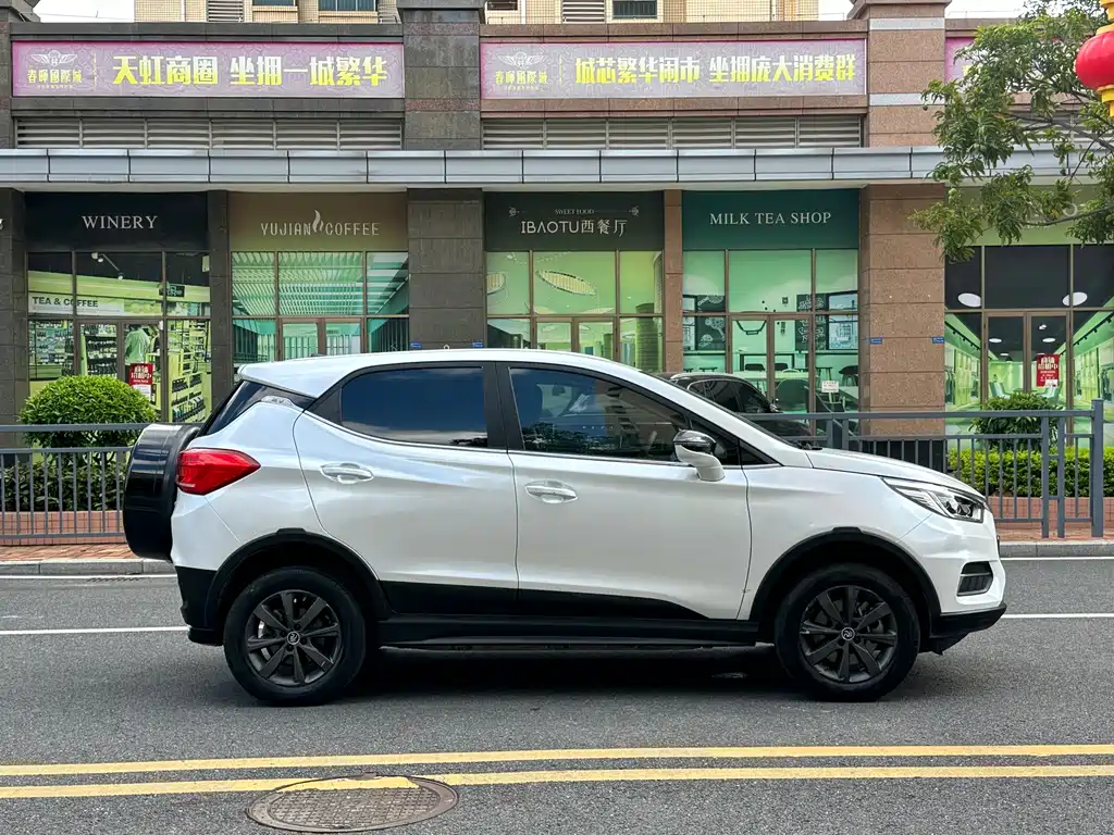 BYD Yuan EV — фото 4