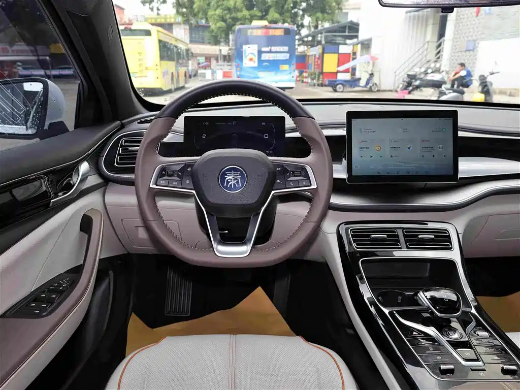 BYD Qin PLUS — фото 11