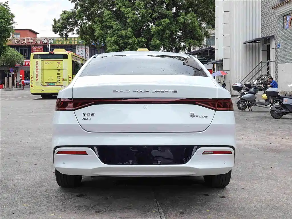 BYD Qin PLUS — фото 8