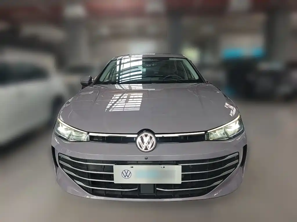 Volkswagen Passat — фото 4