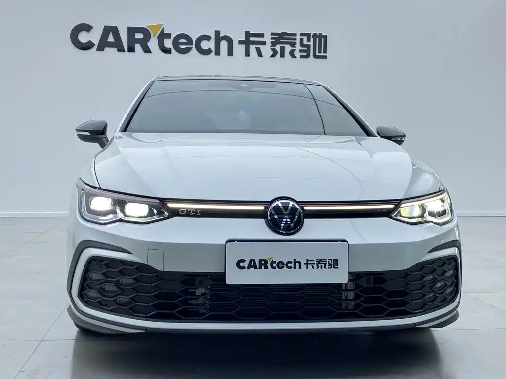 Volkswagen Golf GTI — фото 31