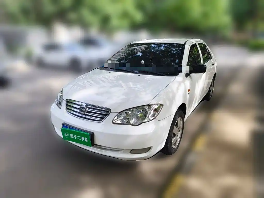 BYD F3 — фото 2