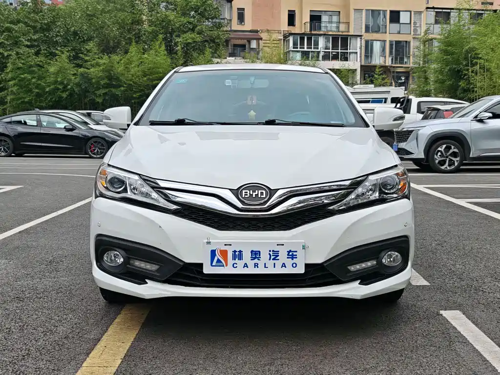 BYD F3 — фото 2