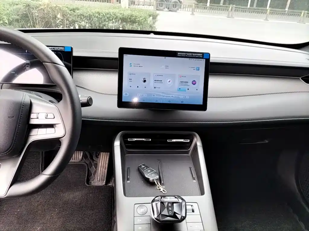 BYD Qin PLUS — фото 13