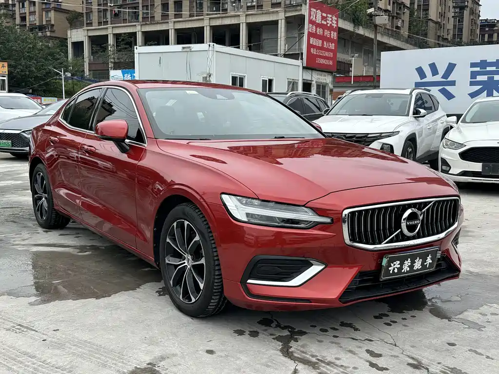 Volvo S60 — фото 2