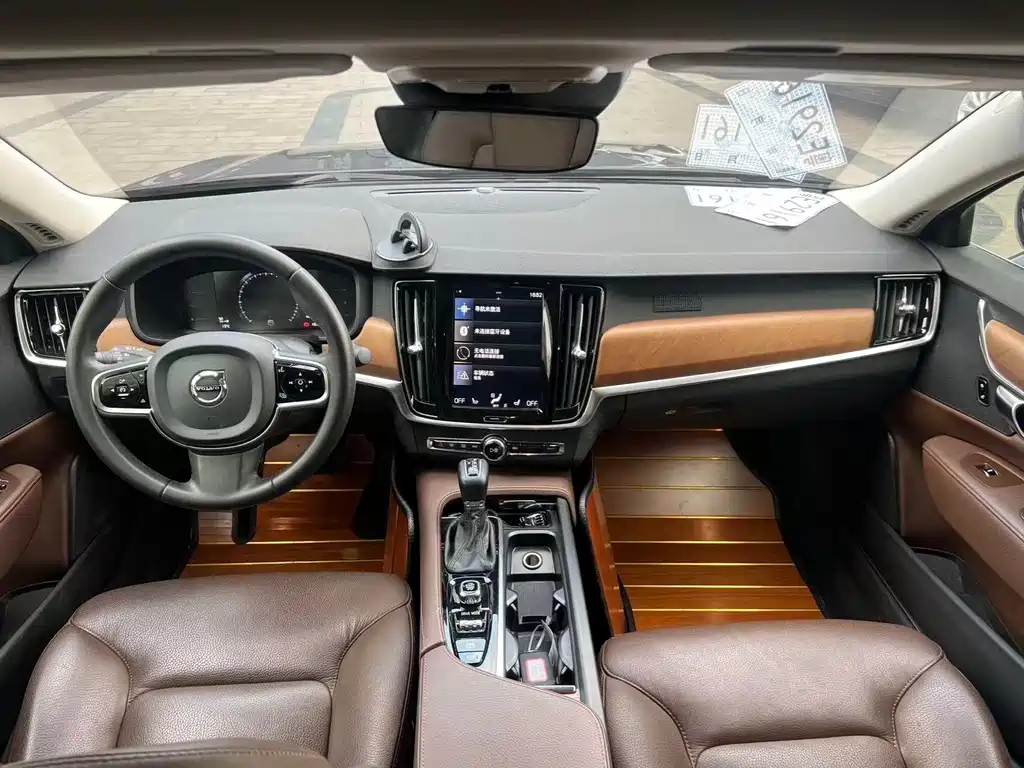 Volvo S90 — фото 6