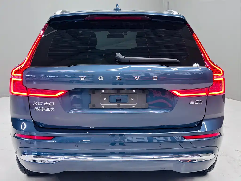 Volvo XC60 — фото 4