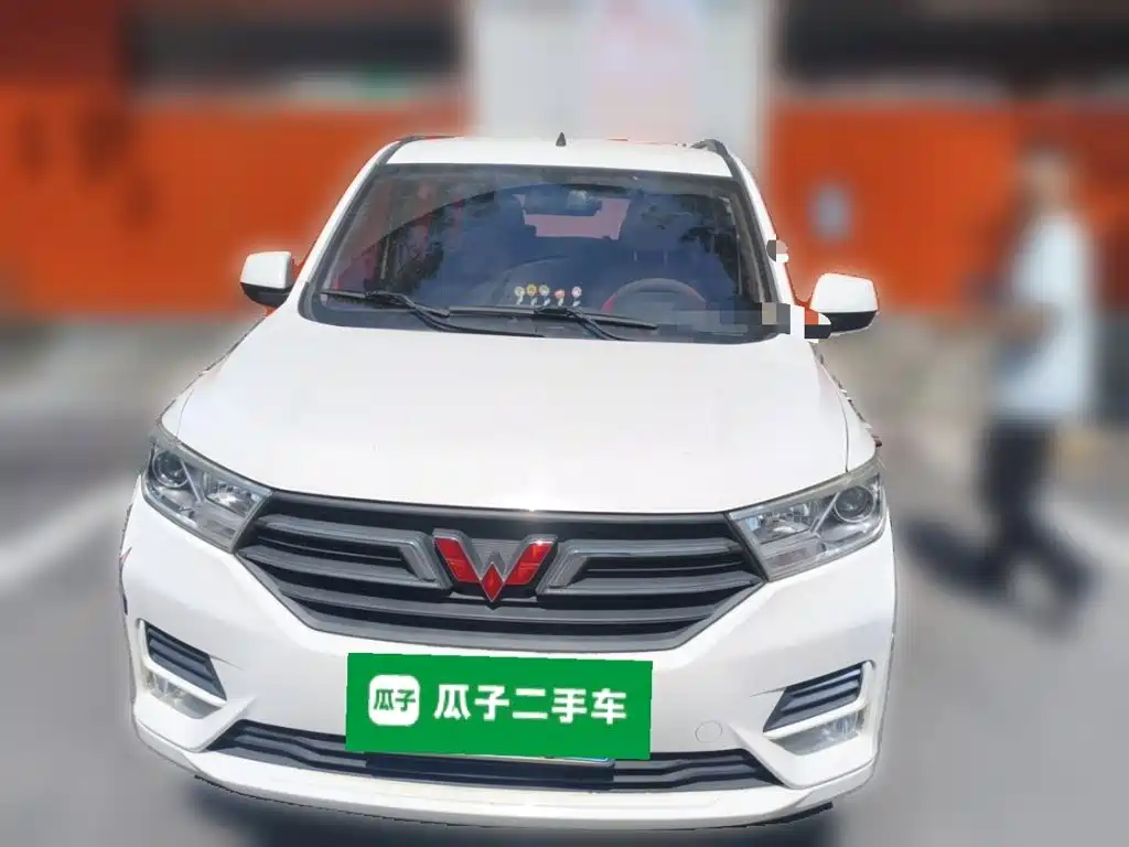 Wuling Hongguang — фото 2