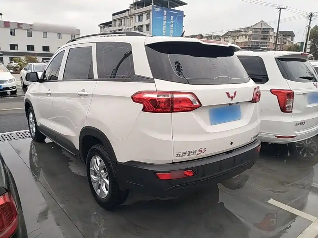 Wuling Hongguang S3 — фото 4