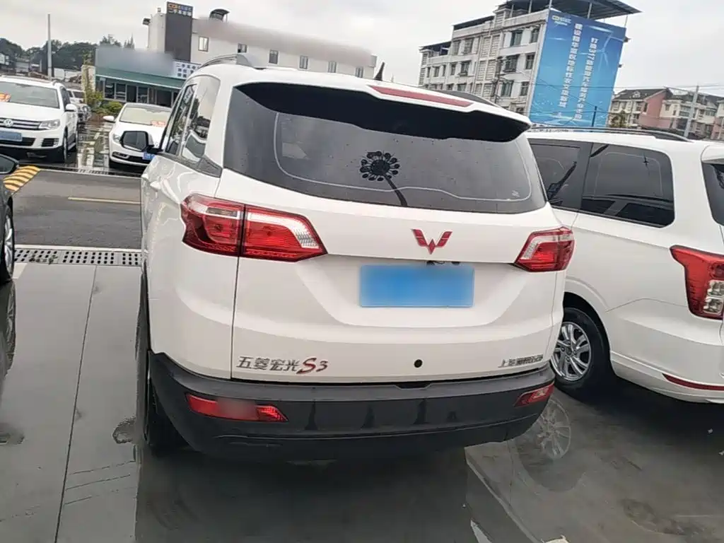 Wuling Hongguang S3 — фото 5