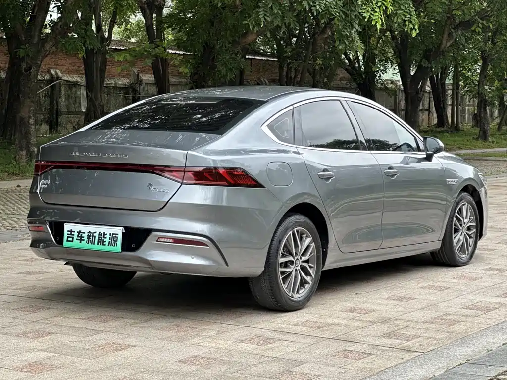 BYD Qin PLUS — фото 8