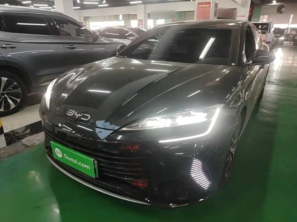 BYD Seal — фото 2