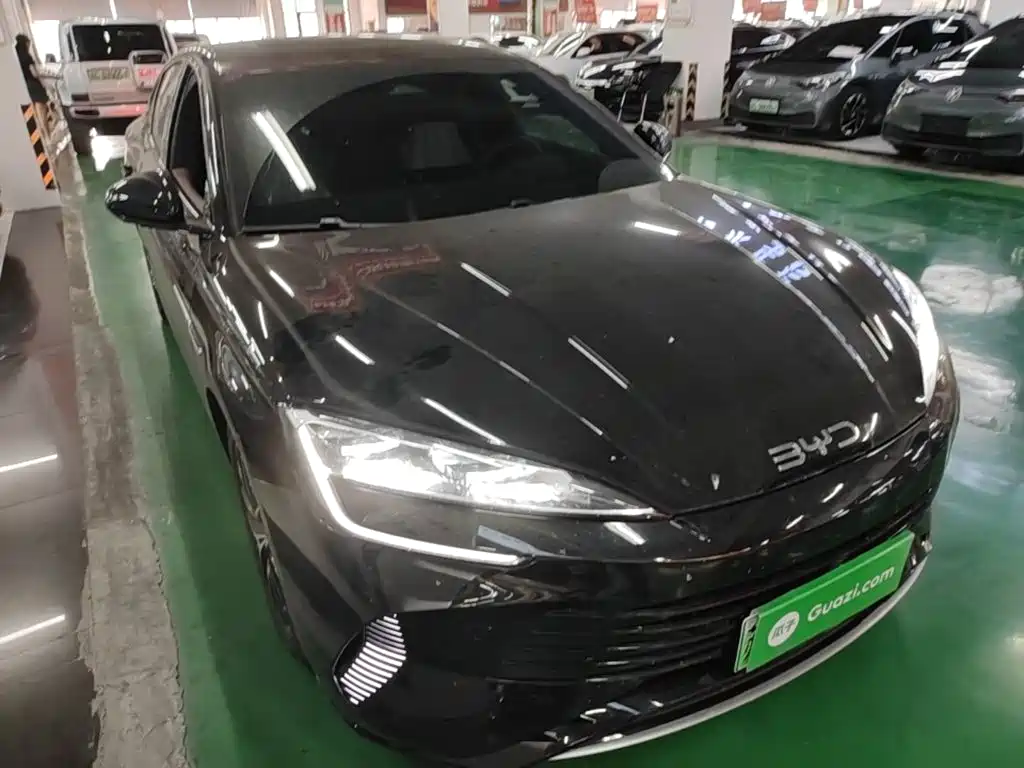 BYD Seal — фото 4