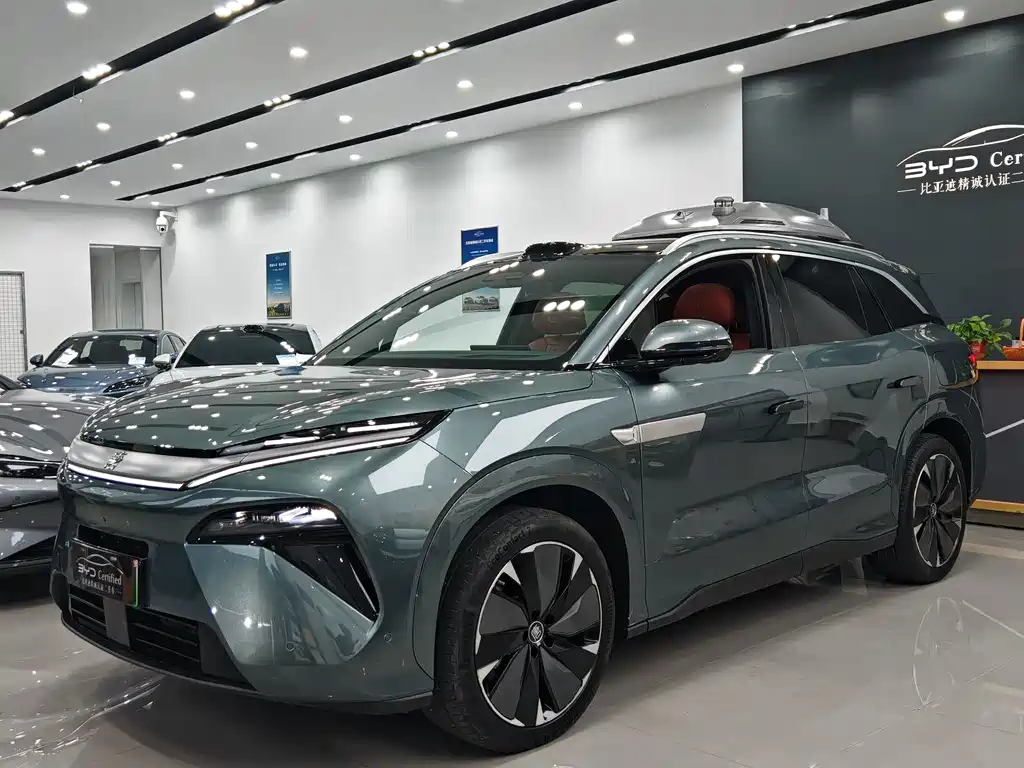 BYD Tang L